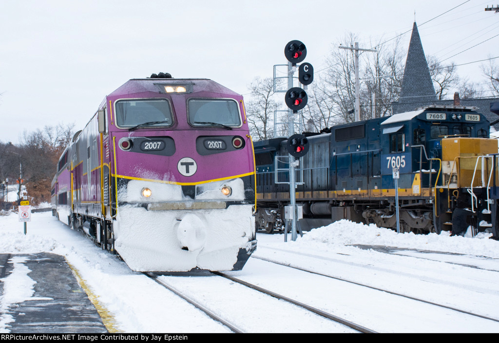 An outbound passes a waiting AYPO